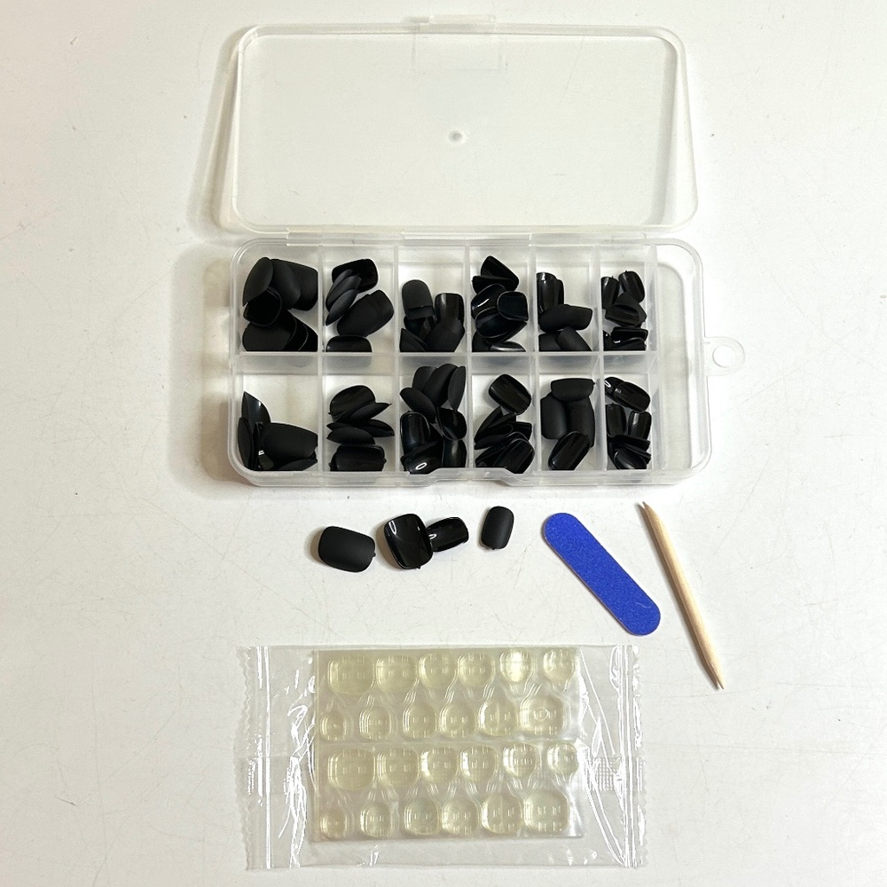 Matte Black Short Square 120 Press on Nails - Picture 6 of 8